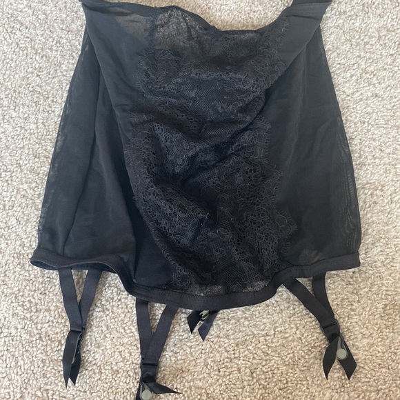 NWOT Victoria Secret lingerie - Picture 2 of 8